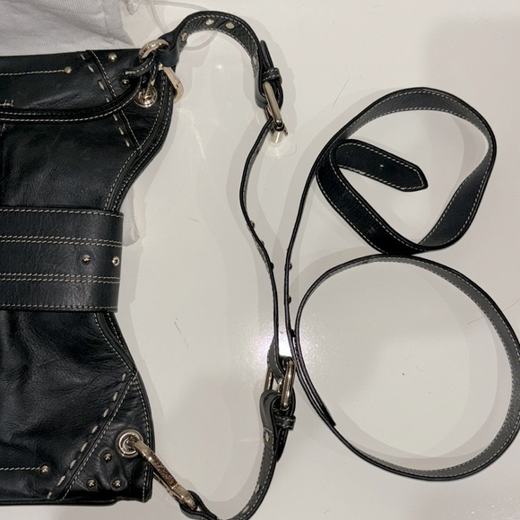 Vintage Italian Bleack/Gold Leather Convertable Bag - Picture 4 of 7